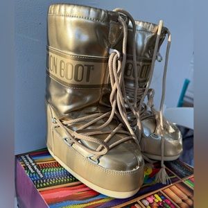 Moon Boot Kids Metallic Gold Boots